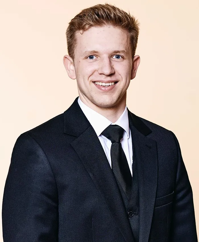 Porträt von Mattis Mueller, Bestattungsinstitut Brückmann